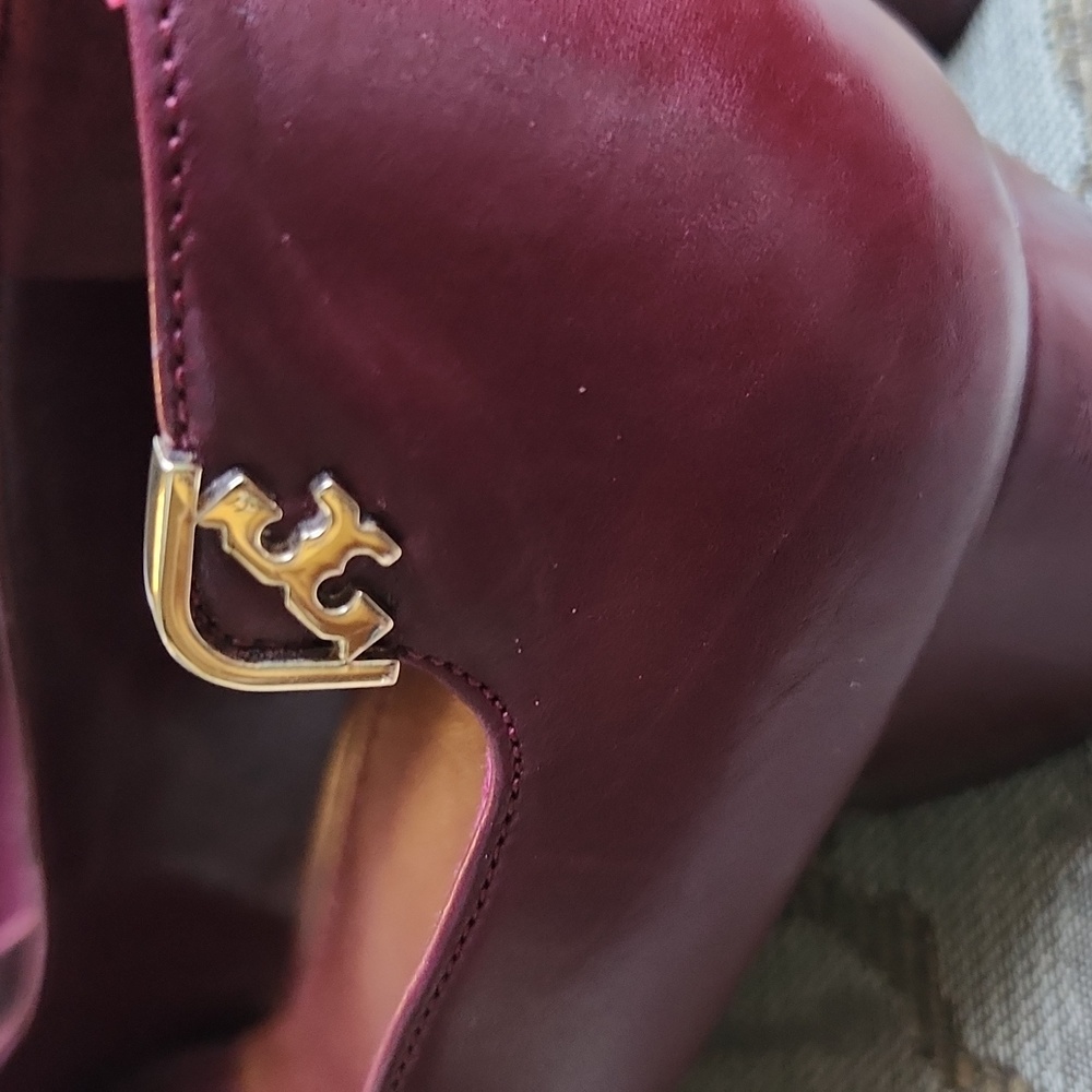 Burgendy Burch Elizabeth Pumps - Picture 9 of 12